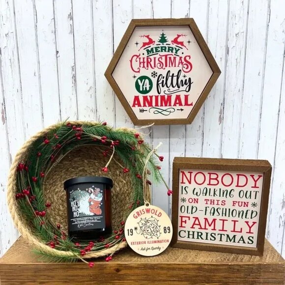 ($20) Christmas Vacation Box Signs - Picture 2 of 3